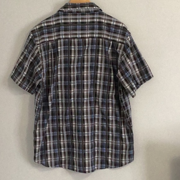 Beverly Hills Polo Club Mens Plaid short sleeve Shirt. Size XL - Picture 2 of 7